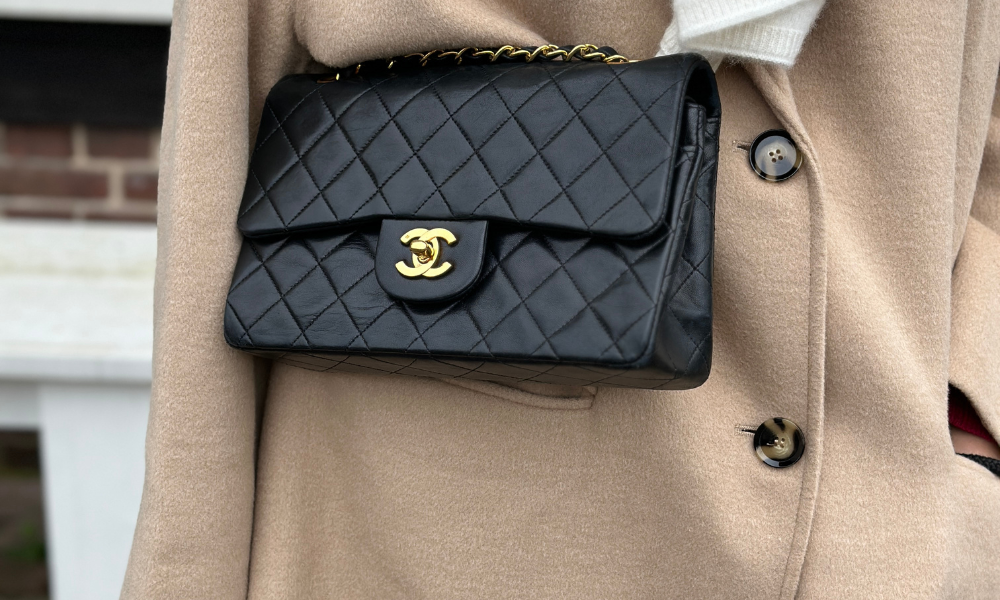 How to clean your CHANEL bag?