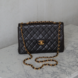 CHANEL CLASSIC JUMBO BAG