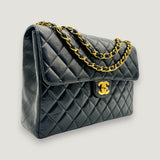 CHANEL CLASSIC JUMBO BAG