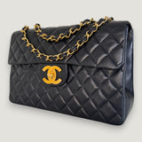 CHANEL CLASSIC JUMBO MAXI BAG